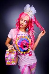 m_fd79511874224018a13fdbc91b47ea1d - audrey kitching