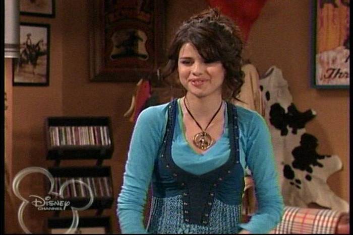 099 - selena gomez