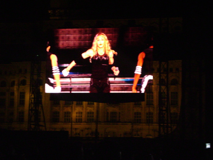 DSC07459 - Concert Madonna