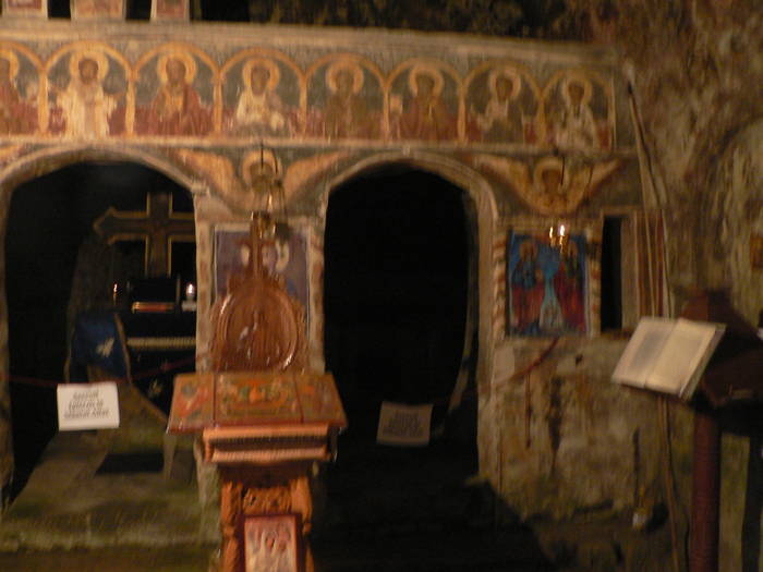 P1040520 - 2009 aprilie manastirile  cetatuia-namaesti-corbi