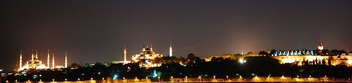 Istanbul - Turkey (night)