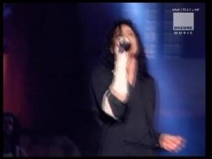 michael_jackson %5Bgive_in_to_me%5D 1993 5-24 deluxe clear[1]