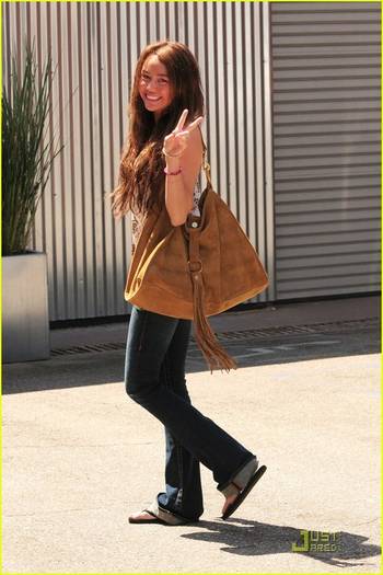 mileycyruslovebird04ud9