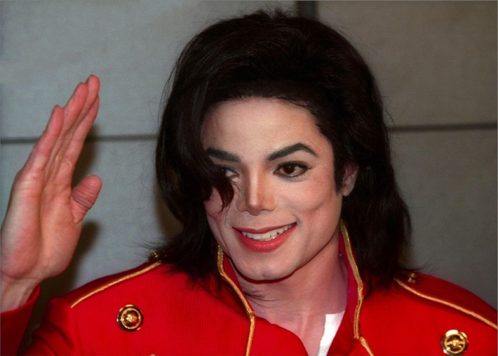 IBKLBGPGBDKZCBOBCIZ - Poze Michael Jackson3
