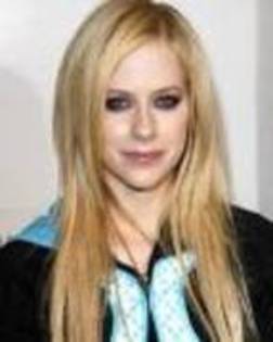 OGGBSYQUXBMRYQKJXNE - Avril Lavigne