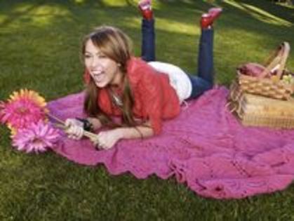  - Miley photoshoot02