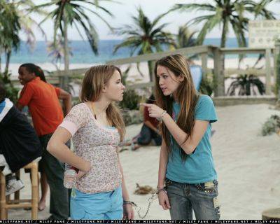 normal_2x02CuffsWillKeepUsTogether10 - hannah montana sezonul 2