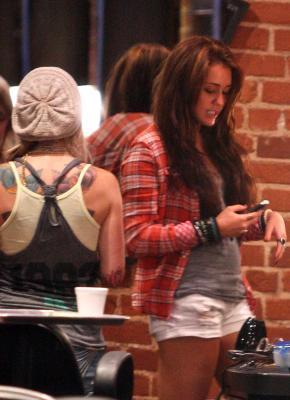 normal_04 - miley-At a Salon in Los Angeles