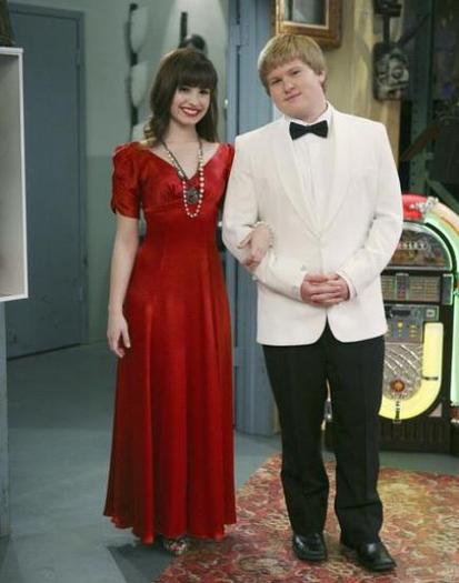 prom-3 - sonny with a chance