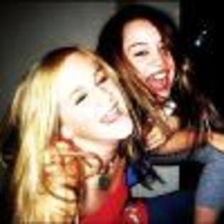 9xFS0a615613-01 - Copy - multe poze miley