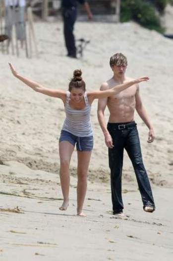 Destiny (426) - Miley Cyrus