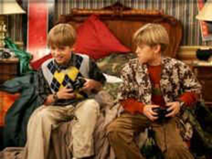 1215_suitelife-11 - The suite life of Zac and Cody