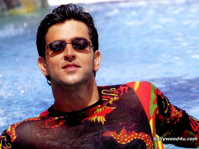 hrithik_roshan (67); Actor indian ce a devenit peste noapte un super star, din cauza filmului de succes "Kaho Naa... Pyaa
