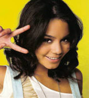 CMOUXVAVGVGCYISZRUH[1] - vanessa hudgens