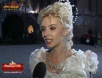 Aniela218 - Capturi Din Aniela Facute La PoveStiri De Noapte