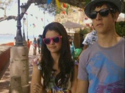 Wizards_of_Waverly_Place_The_Movie_1252725568_0_2009 Wizards_of_Waverly_Place_The_Movie_1252725568_0_2009