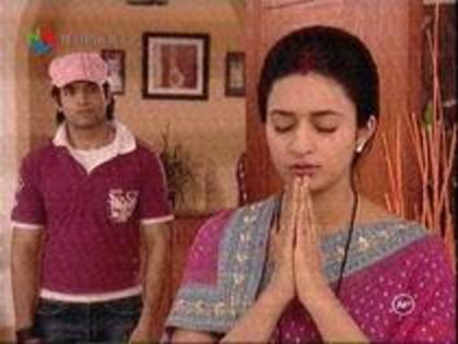 Vidya se roaga si Sagar o priveste - A ta pentru totdeauna-Amar and Divya Sagar and Vidya