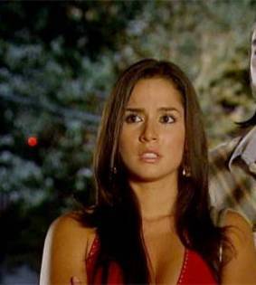 DFYKASNQPMFBISKZTIH - Carmen Villalobos