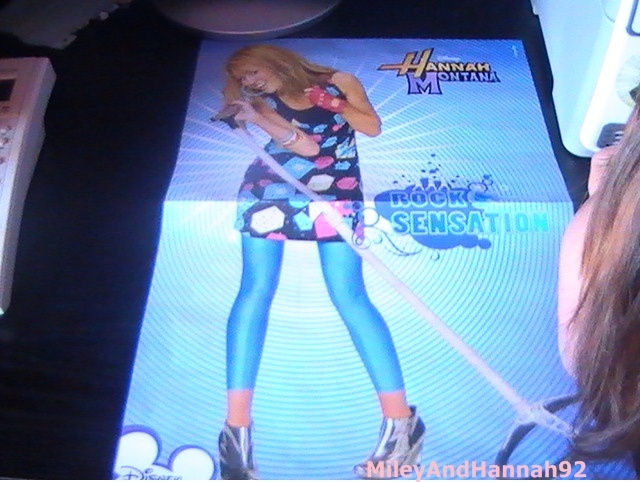 poster  2 - lucrurile mele cu hannah montana si miley