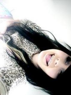 m_784a563fb7eeded485957ceb2f999402 - brokelle bones