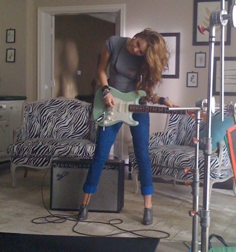 Miley-Cyrus-miley-cyrus-9415148-468-500