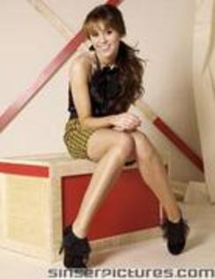 OBBTFQDREHNVIEBFCPO - miley cyrus-hannah montana