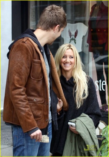 292aa2d - Ashley Tisdale Scott Speer Come Back To Urth  Read more