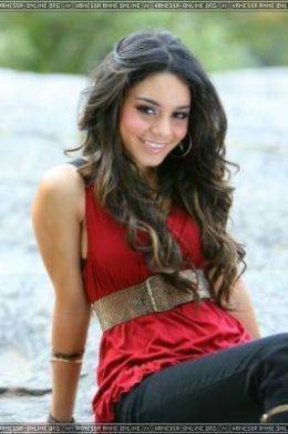 IUPHPRUYQYASPDNNAZJ - Vanessa Hudgens Sedinta foto