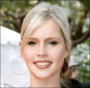 7161182356a8200767071l - claire holt