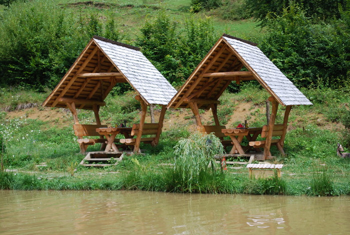 Mm 193; la hanul Pintea, pe Valea Marei
