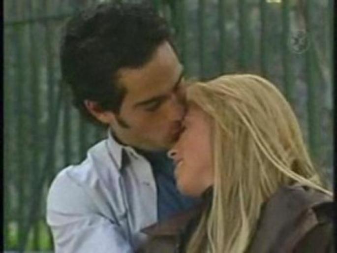 1145924496fja3 - mia y miguel rebelde