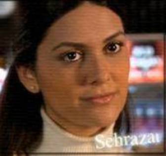 XCKJGKJXJGCYVZBEWOI - Berguzar Korel