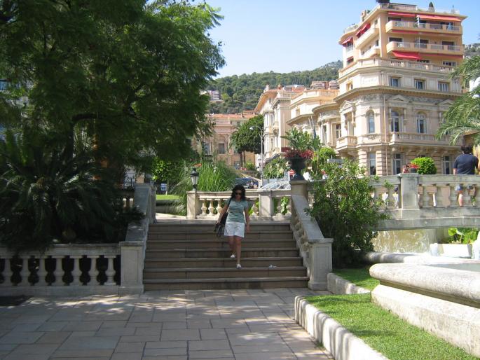 Monte Carlo - Gradina din fata Cazinoului