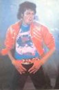 RRJTYXSUAWTVTTDZYMF - Michael Jackson-beat it