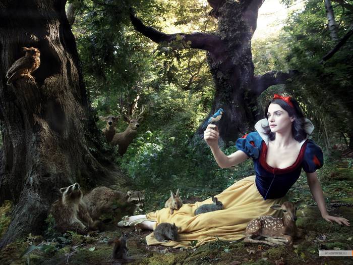 Rachel-Weisz-Snow-White-1338 - disney