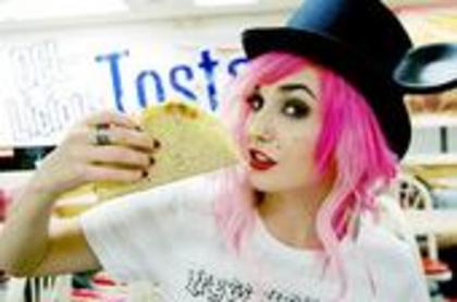 m_e81a2f4125dc4e5088f183d5bd5386a9 - audery kitching