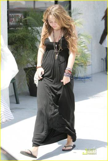 10mlwzo - Miley Cyrus