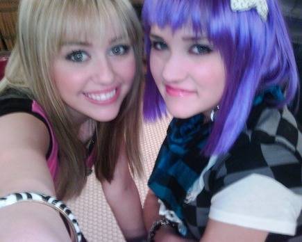 miley-cyrus-emily-osment