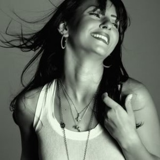 giulia9 - Giulia Anghelescu
