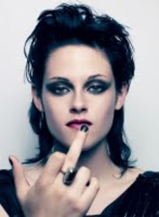 Kristen Stewart - Kristen Stewart- Provocatoare si rea in ultima sedinta foto