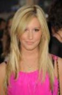 QHDTVPEUCZKMESSUVRK - ASHLEY TISDALE SUPER FRUMOASE IN PINK