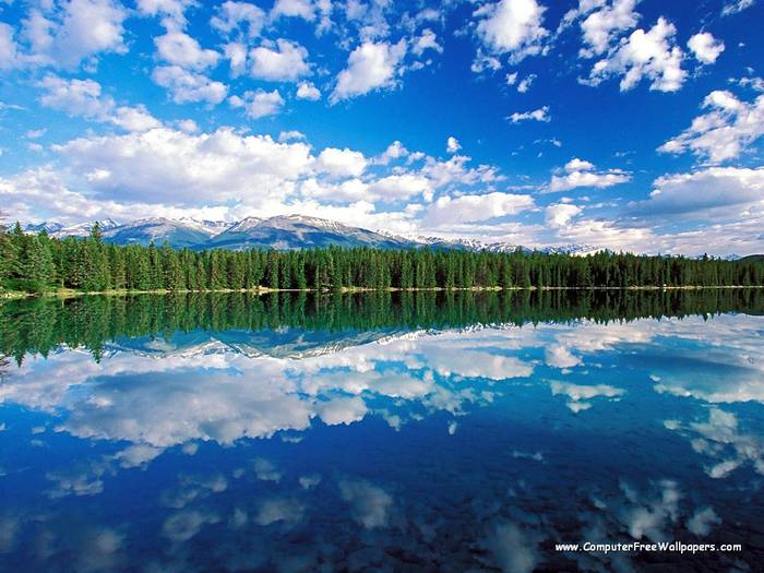 Wallpapers - Nature 9 - Edith_Lake,_Jasper_National_Park,_Canada - Very Beautiful Nature Scenes