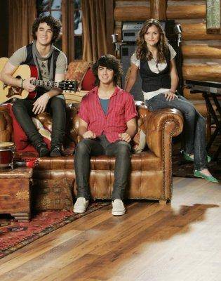 Camp-Rock-1218804423 - Pentru fani SunPhoto