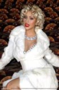 christina_aguilera_30 - Christina Aguilera