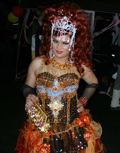 1815833384_453971cbb4_o - club haine