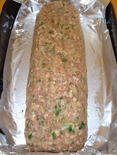 RULADA DE CARNE IN CRUSTA DE CASCAVAL