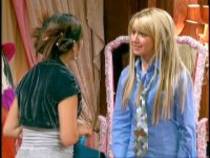 006TSH_Ashley_Tisdale_007