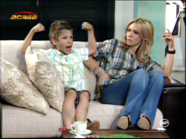 yxcvcxb80 - Poze Cu Adela Popescu-Lia In Ingerasii Si Cativa Colegi