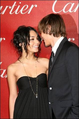 ai284213n968203 - zanessa