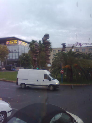 Imagine1335 - ApiMondia